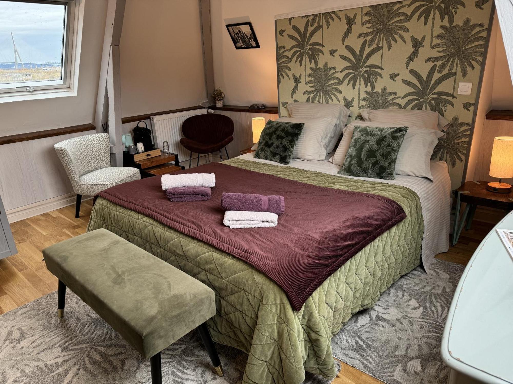 Honfleur, Entre Terre & Estuaire Bed & Breakfast La Rivière-Saint-Sauveur Rom bilde